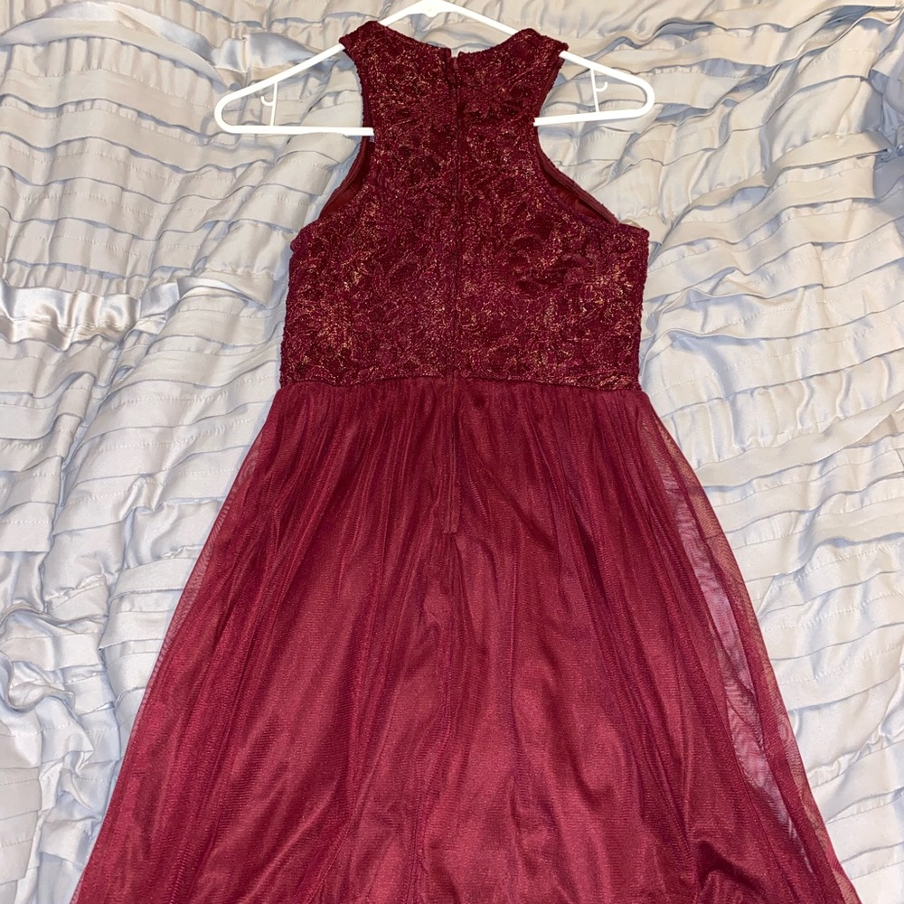 a size 5 “Speechless” maroon dress!!
